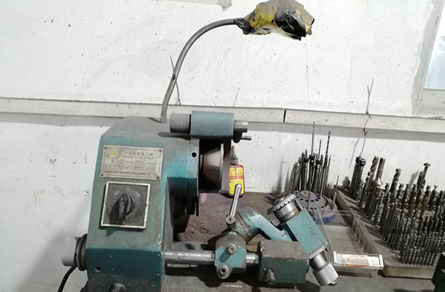 你不知道的CNC通訊零件加工規(guī)范操作 你不知道的CNC通訊零件加工規(guī)范操作