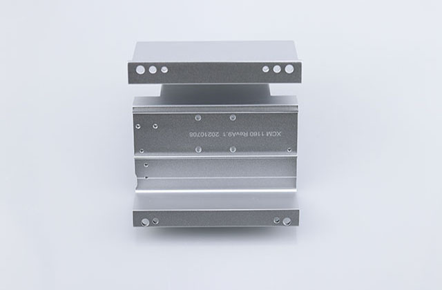 當CNC加工成品中表面出現不均勻現場怎么調整