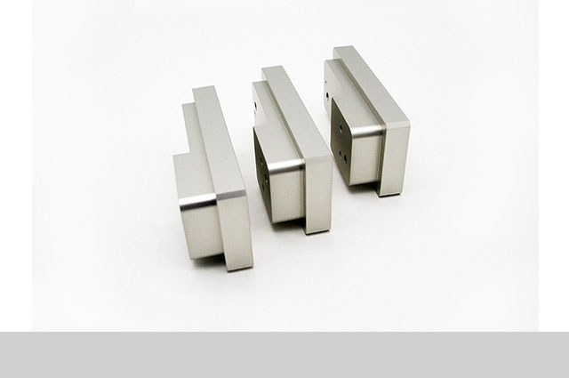 CNC零件加工—深圳鑫創(chuàng)盟精密機(jī)械零件加工廠 CNC零件加工—深圳鑫創(chuàng)盟精密機(jī)械零件加工廠